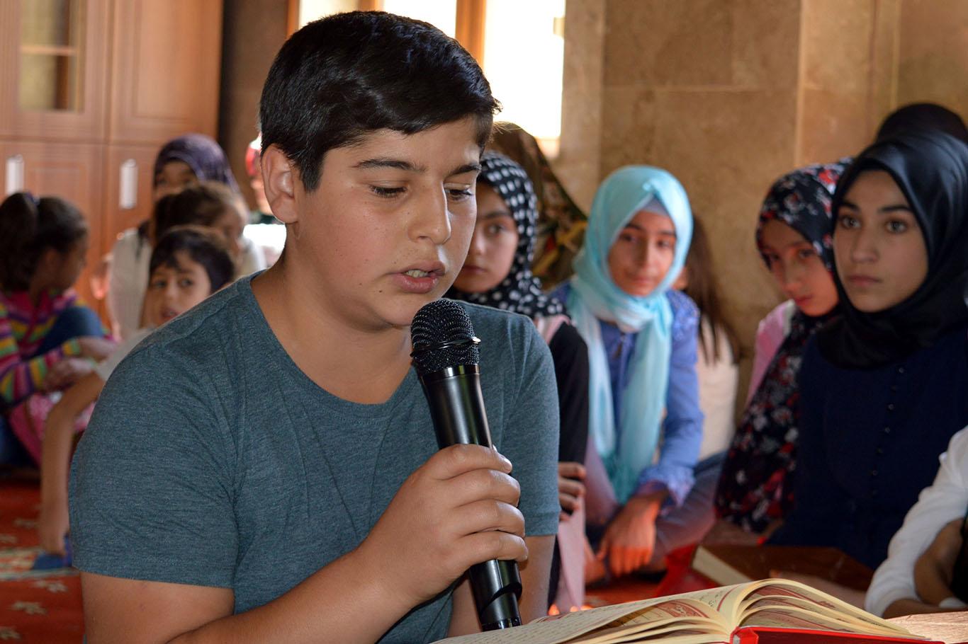 Bitlis’te Kur’an bülbülü çocuklar yarıştı Bitlis’te Kur’an bülbülü çocuklar yarıştı